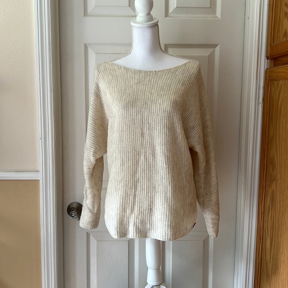 Abercrombie & Fitch Sweaters - Abercrombie & Fitch XL Sweater